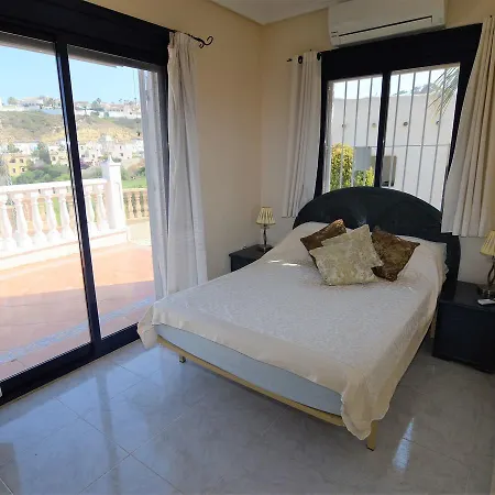 Villa Belvilla By Oyo Marquesa View *